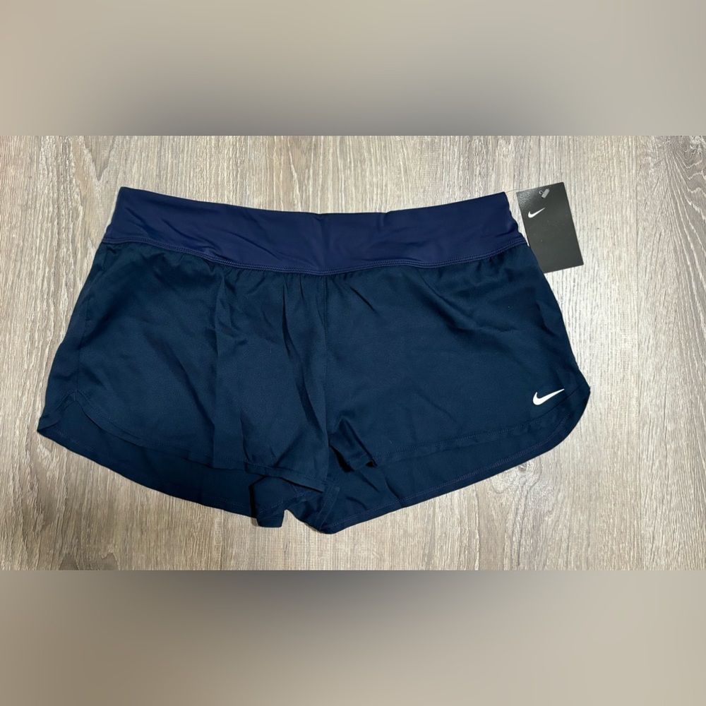 Nike Women's Dark Blue Athletic Shorts Large